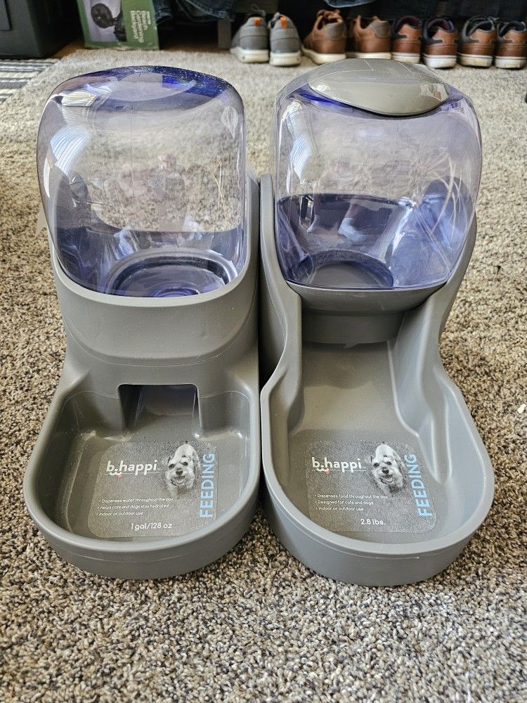 New set Of Dog Food and Water dispensers
