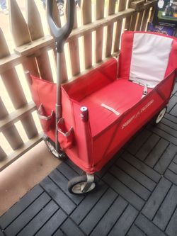 Radio flyer wagon