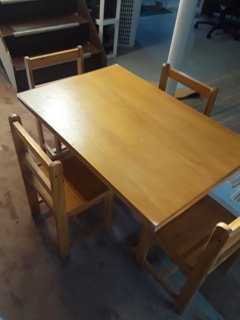 Table and chairs for kids