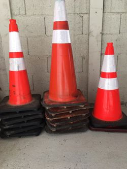 Traffic Cones With Reflectors