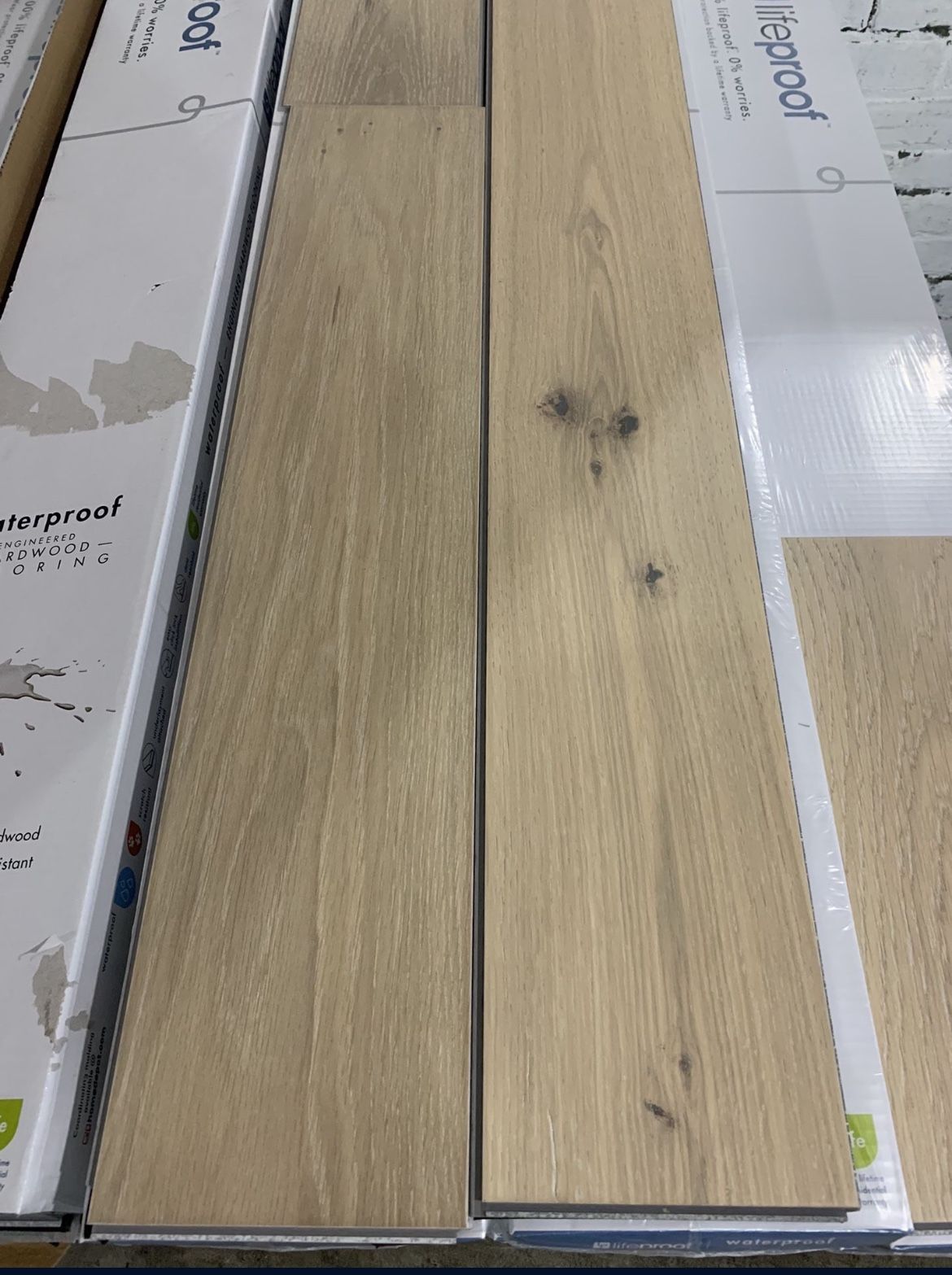 Lifeproof Arctic Gates Oak Waterproof Engineered Hardwood Flooring