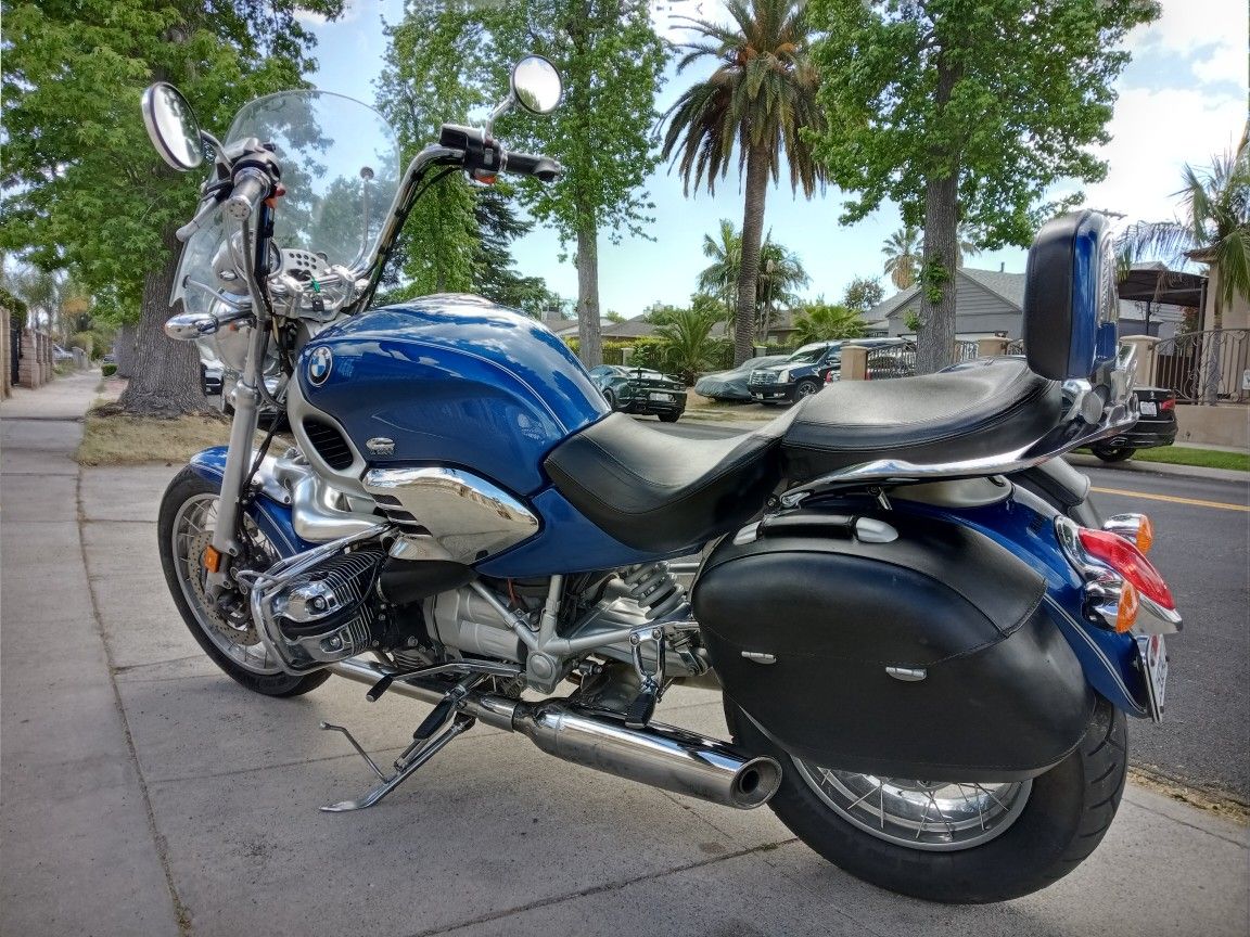 bmw r1200c james bond cruiser