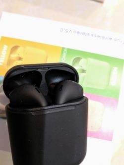 Wireless Bluetooth earphones headphone airpod