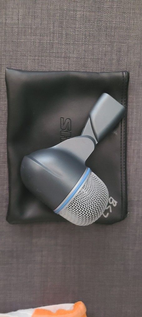 Shure Beta 52 Kick Microphone Bass Drum