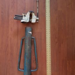 Hand Tools 1 Vise From Columbian 5" 1 47" Square 1 Fence Post Pounder 15lb