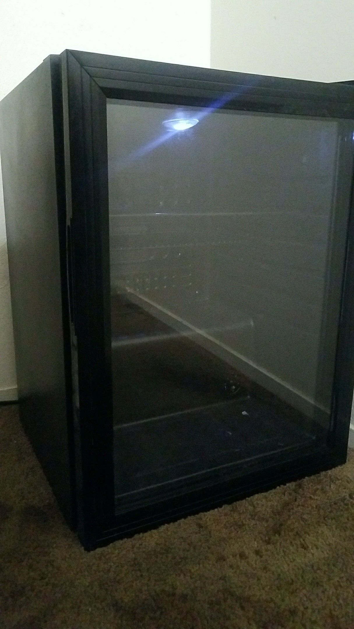 Glass mini fridge