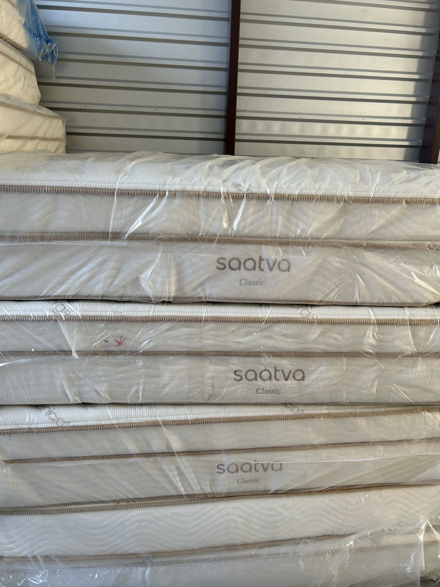 Luxury Saatva & Tempur-Pedic Mattresses – 50-80% Off! • Brand New, Minor Blemishes (Nothing That Affects Comfort) • King, Queen, Full, T