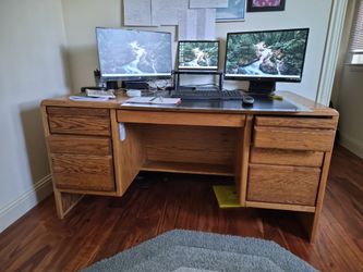 Traditional Office desk 60 × 30 ×30 inches