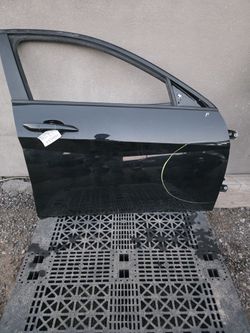 2021-2023 Hyundai Elantra Right Door Side OEM