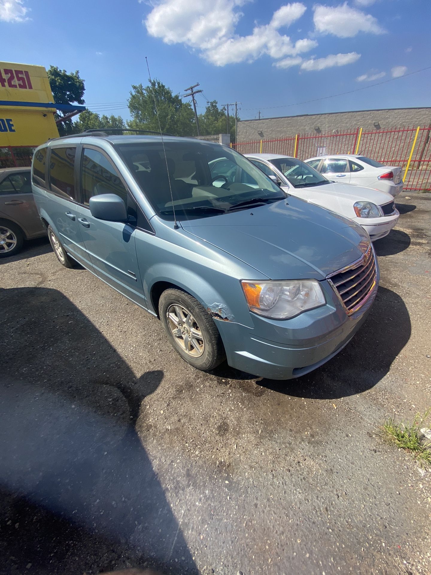 2008 Chrysler Town & Country