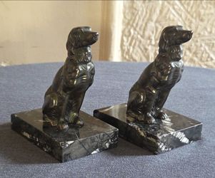 Nice Vintage Marble & Cast Metal English Setters. 6" x 4" x 3", no chips, no cracks, excellent condition.