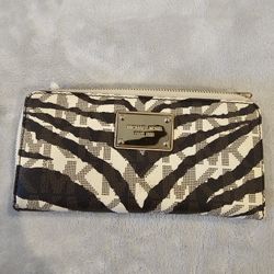 Michael Kors Woman's Wallet 