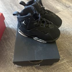 Jordan True flight size 7c 