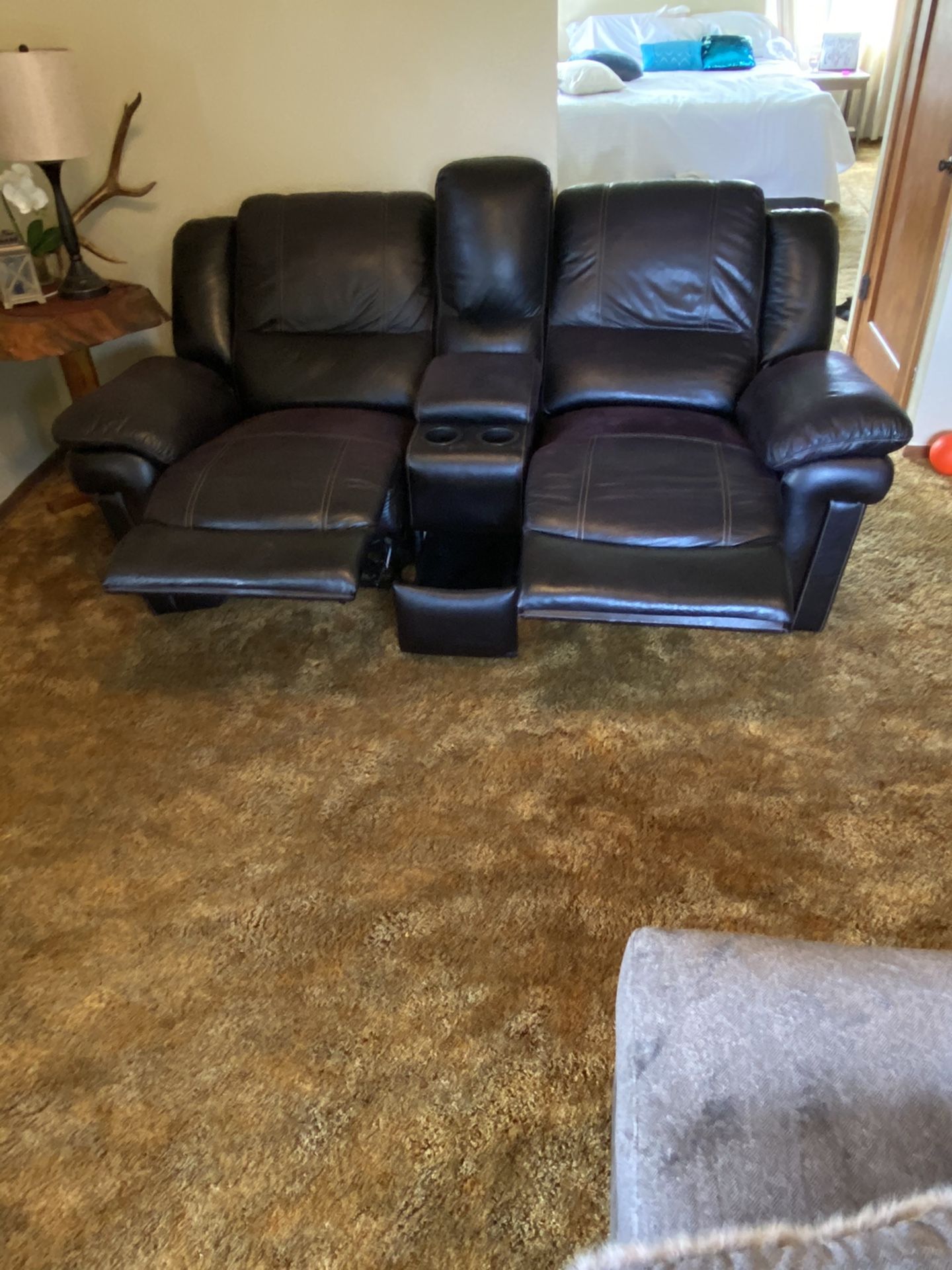 Recliner chairs