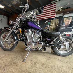 1998 Suzuki Intruder