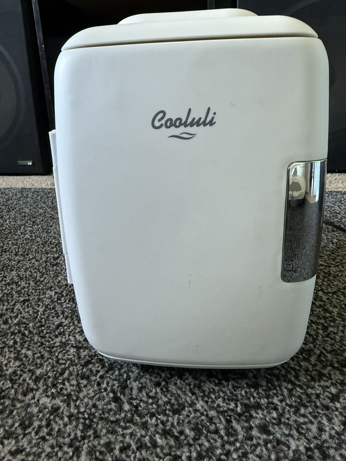 Cooluli Mini Fridge (Never Used)