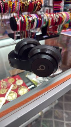 Beats Studio 4