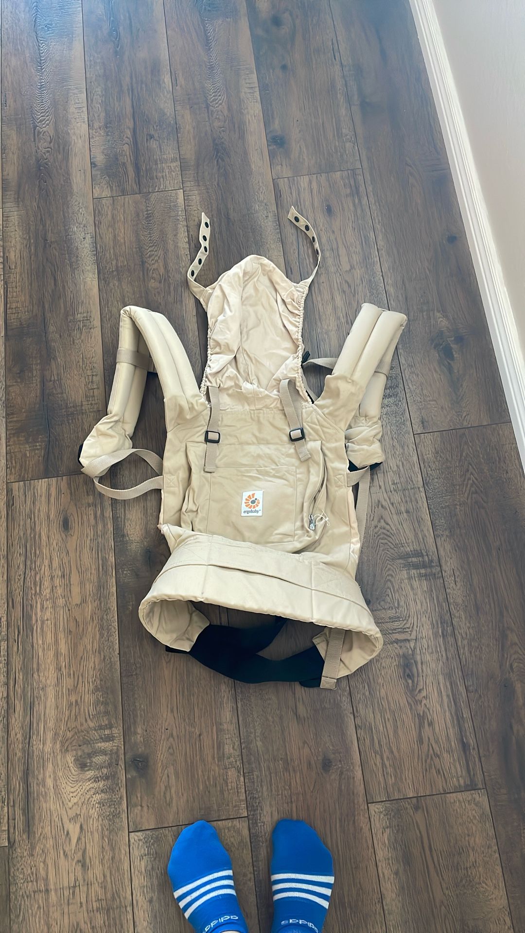 Tan Ergo baby Carrier