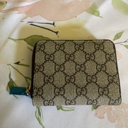 Mens G Wallet           📦 Purses