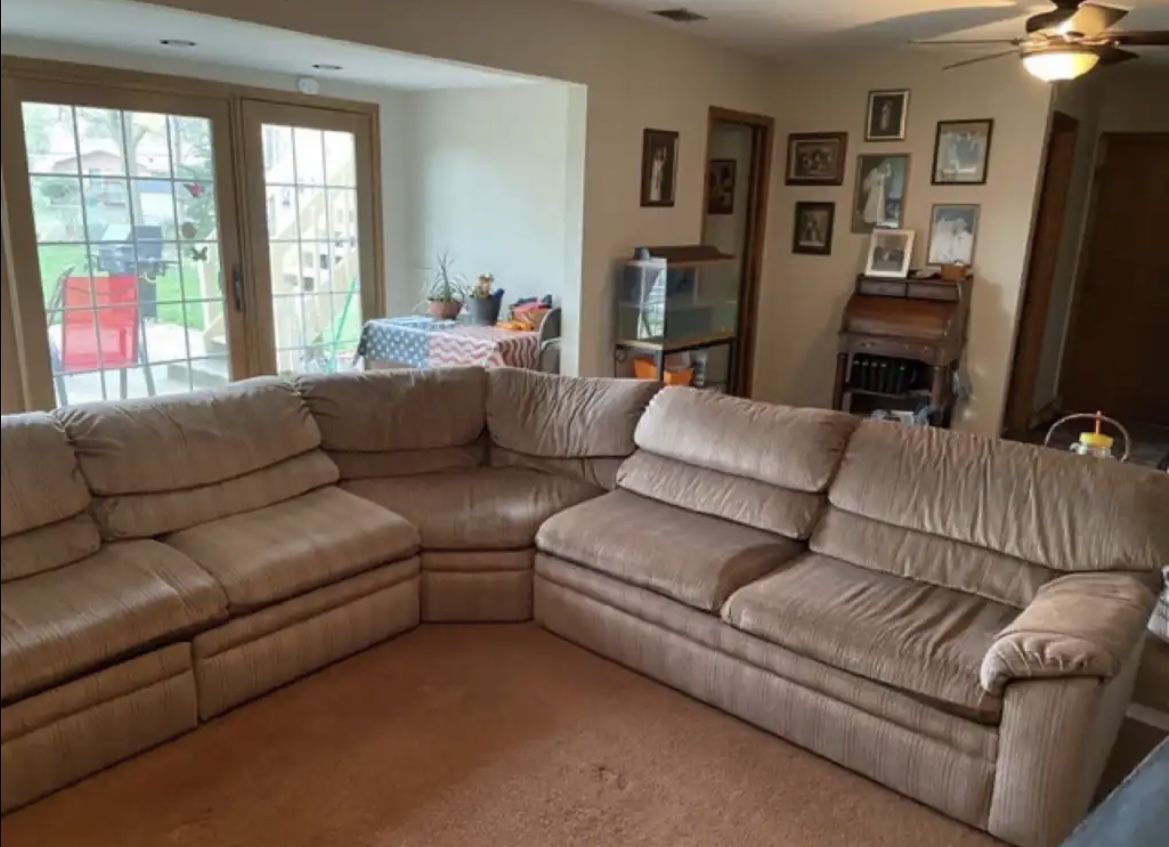 Sectional Couch Set With Pull Out Bed 