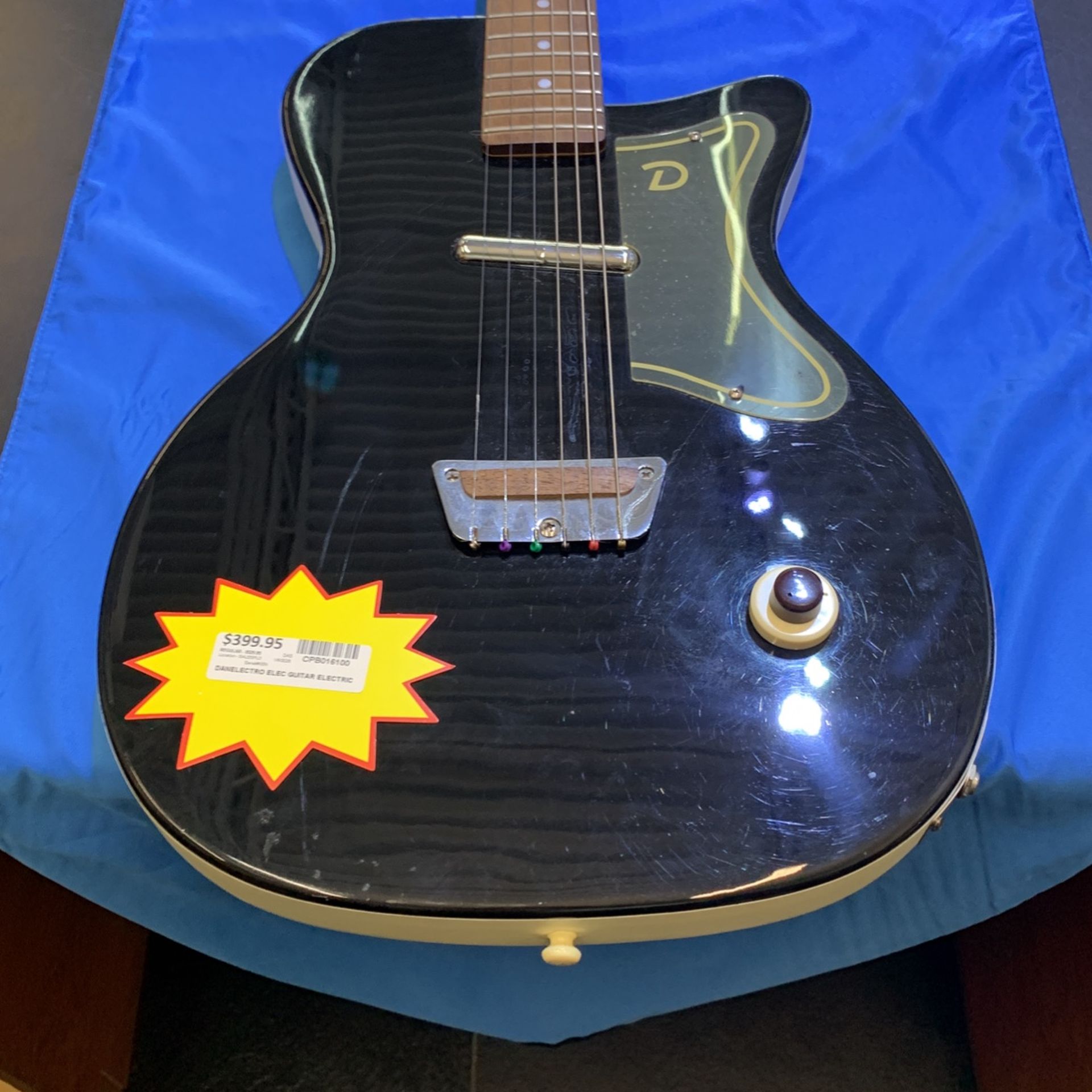 Danelectro Lightweight Korean Made Elec. Guitar