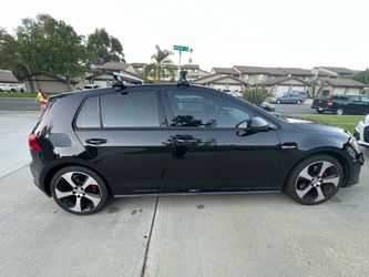 2017 Volkswagen Golf GTI S