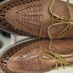 Mens Authentic Leather Shoes Size 12  $35