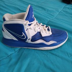 Nike Hi Top 9.5 Like New