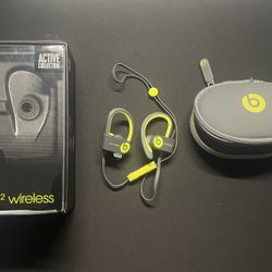 POWERBEATS 2 WIRELESS IN-EAR BLUETOOTH HEADPHONES LIKE NEW