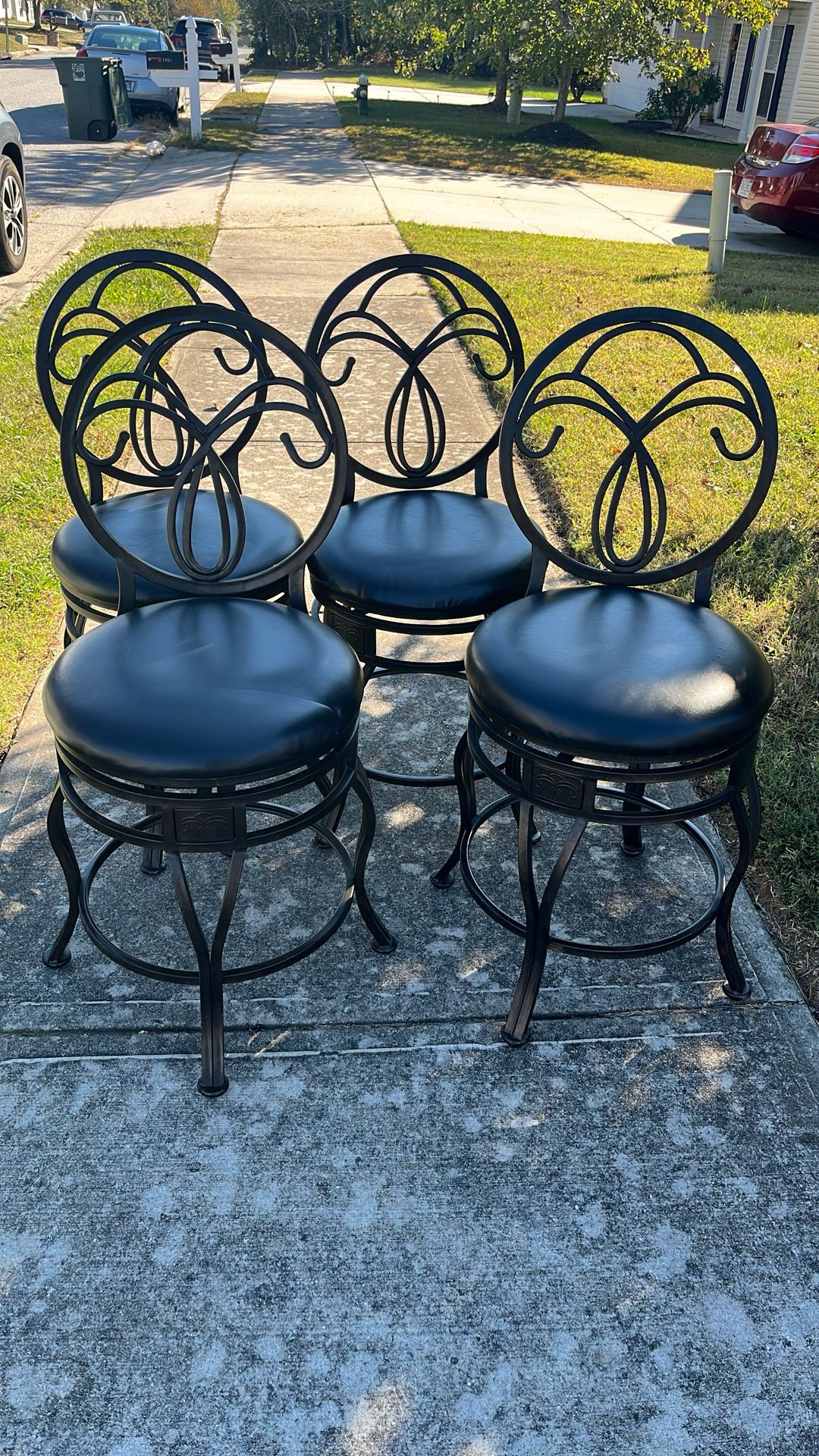 Metal Frame Chairs