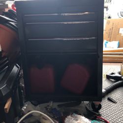 Small Toolbox On Wheels 