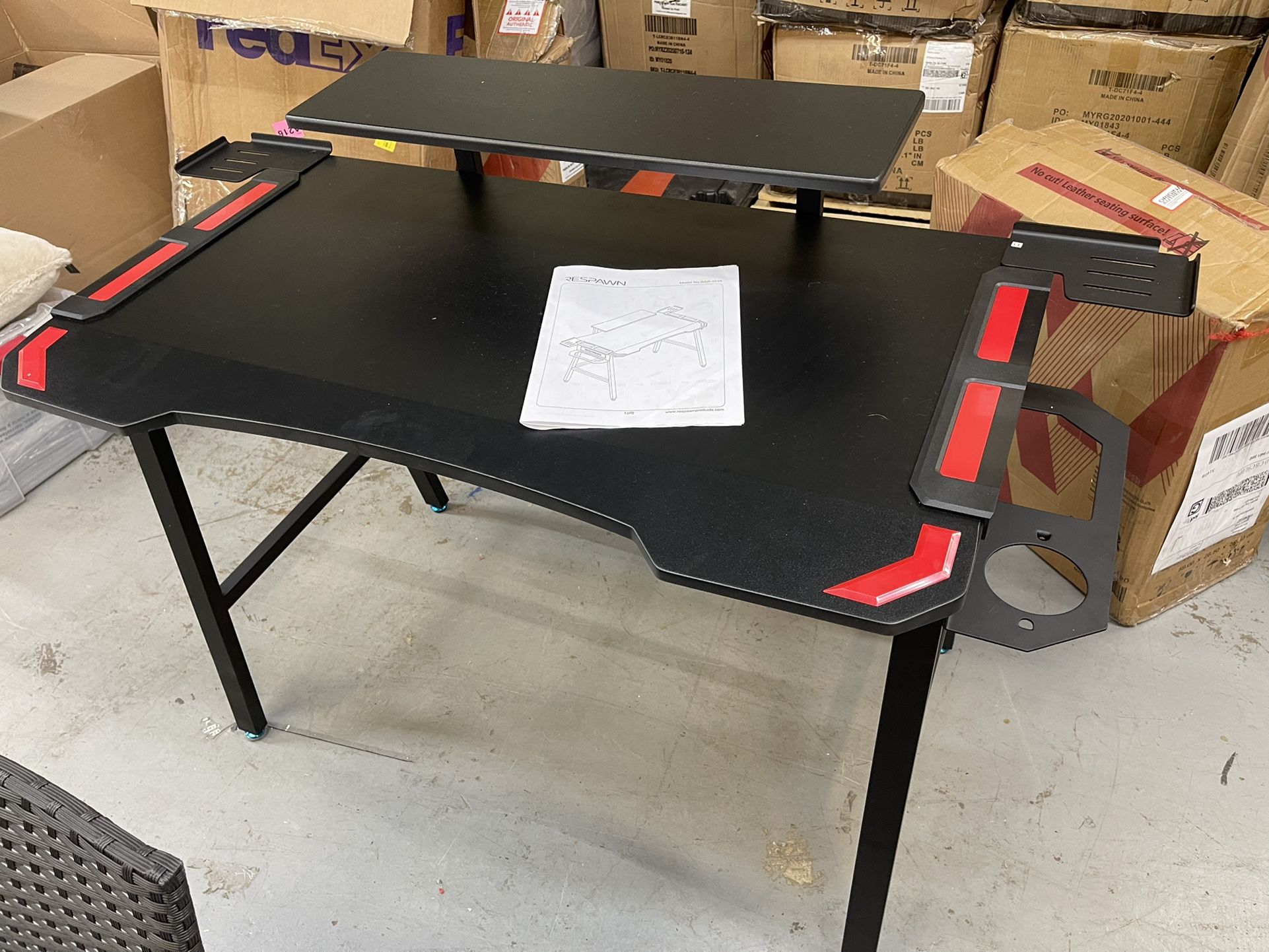 New Gaming Desk Assembled