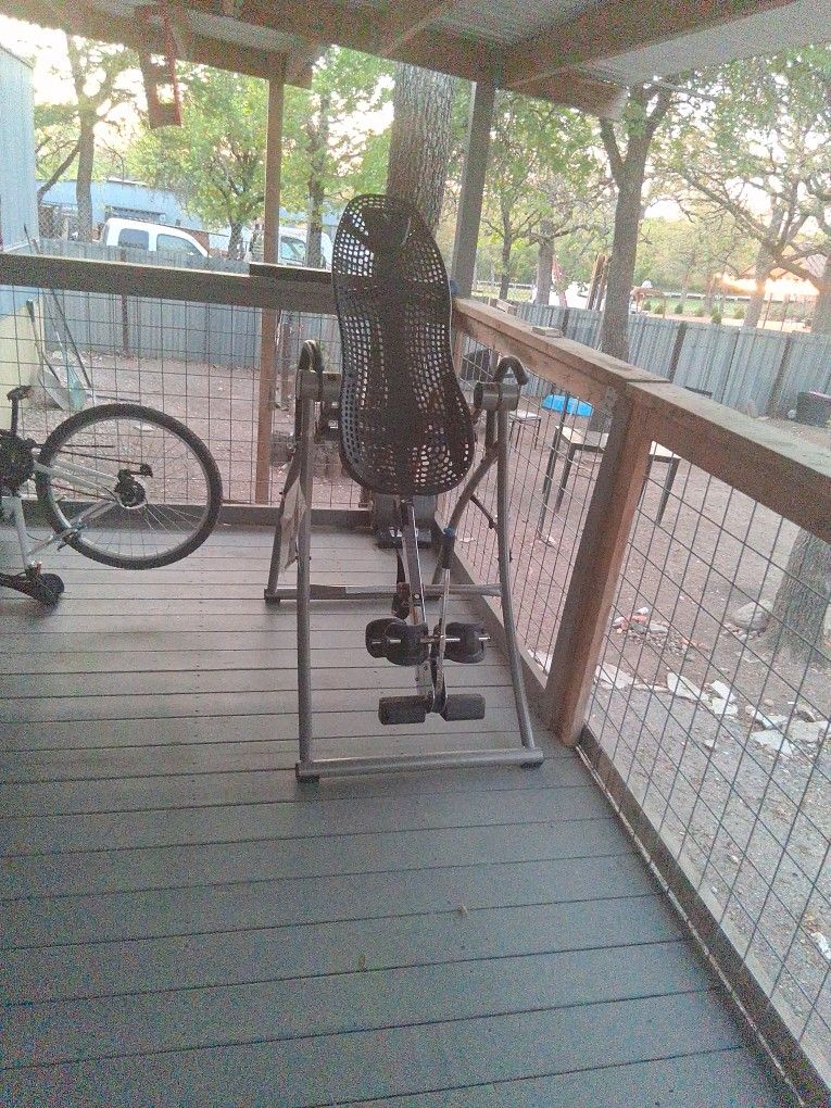 Teeter