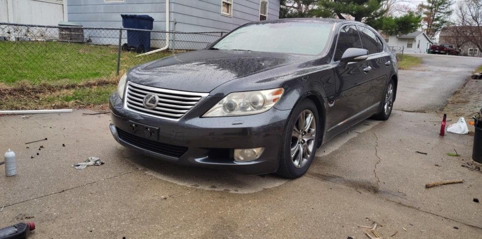 2010 Lexus LS 460