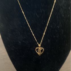 Real Gold Chain Whit Charm Like New