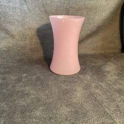 Vintage Irredecent Pink 8”in. Vase. 