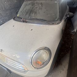 2007 MINI Cooper S – $1,000 OBO (Sold As-Is for Parts/Project)