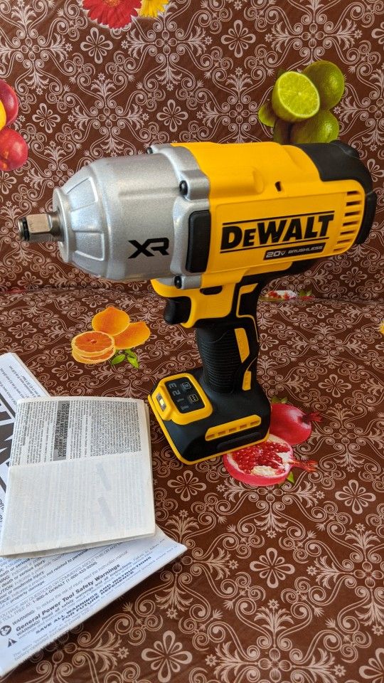                                 DEWALT 
20-VOLT MAX XR LITHIUM-ION BRUSHLESS CORDLESS 1/2 IN HIGH TORQUE IMPACT WRENCH  (TOOL-ONLY)