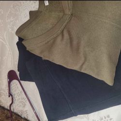 2xl Women's Strechy Blk. Capri / Sweatshirt 