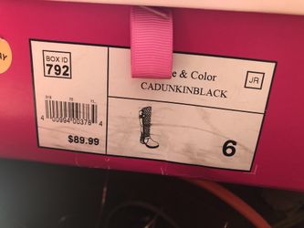 Black boots size 6