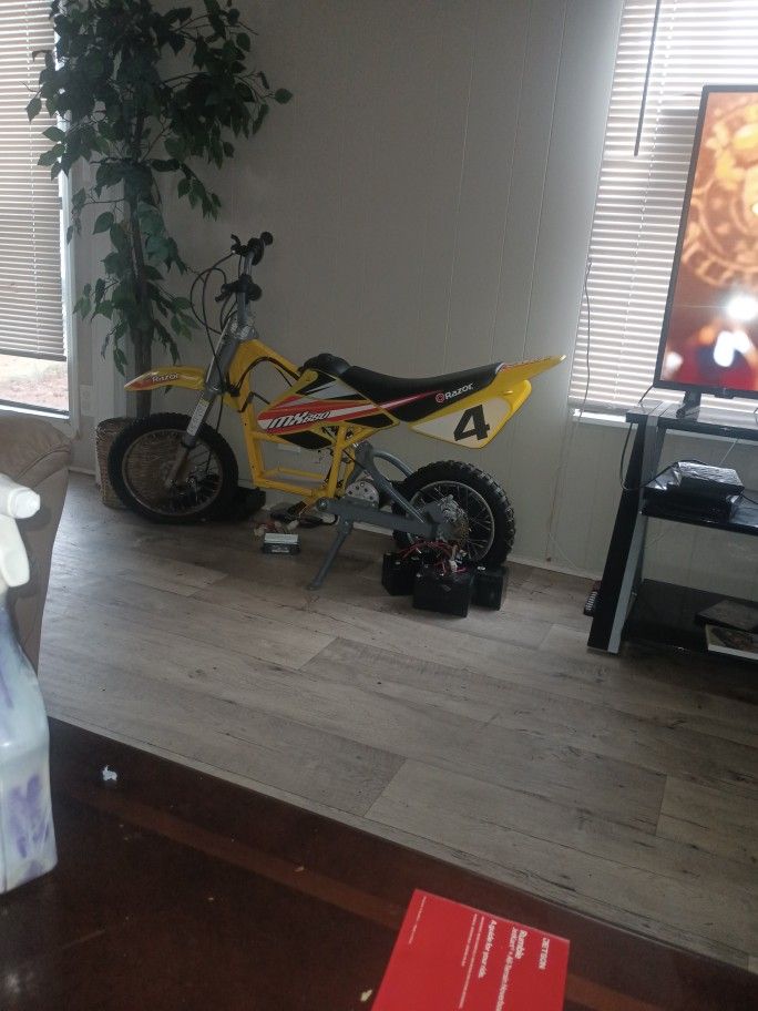 Mx650 Razor Dirt Bike