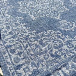 Selling MEGA rug – 365 x 265 cm.