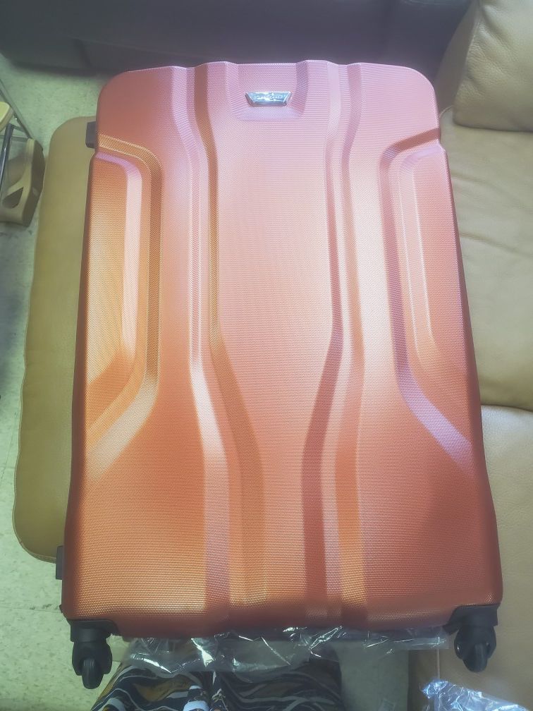 Samsonite Englewood Piece Expandable Hardside Spinner Luggage Set