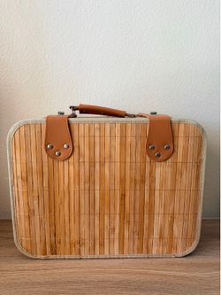 🧺 Set de Picnic Bambú – Maletín Completo
