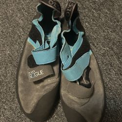 Rock Climbing Shoes Used- Men 10.5/ Female 12