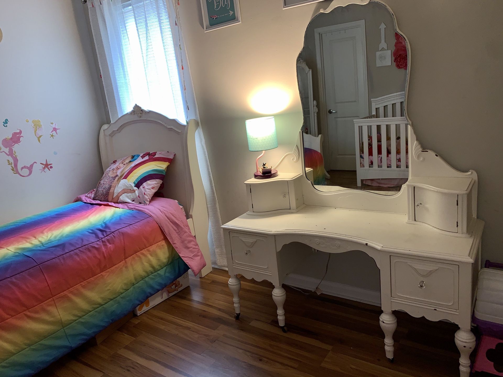 Girls Twin bedroom set