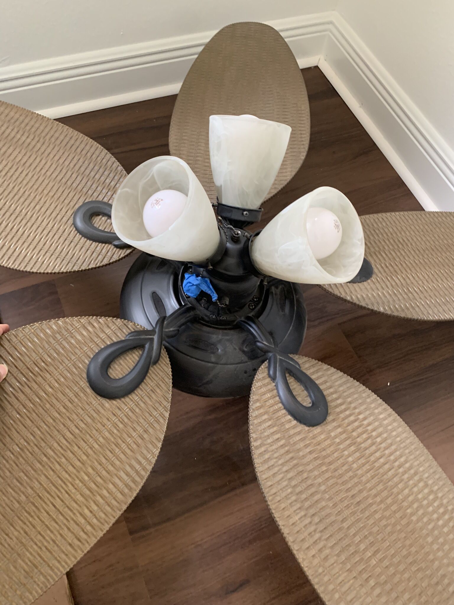 Ceiling Fan With 4 Lights