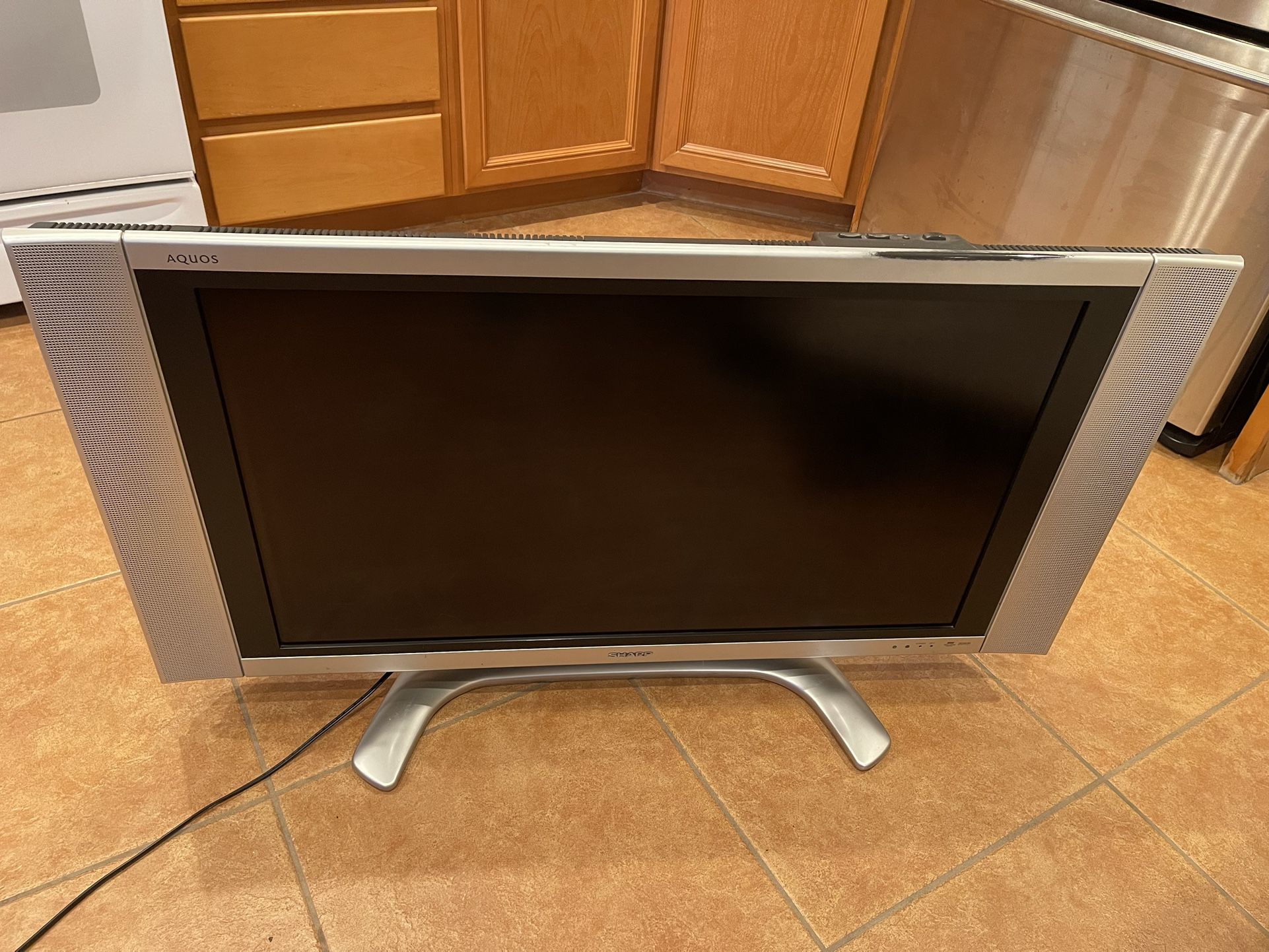 Sharp TV Flat Screen In Good Condition 37”