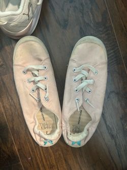 Women’s Pink Time and Tru Slip-on Sneakers Size 7