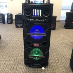 4,000 Watt Rechargeable Bluetooth Speaker/aux/fm/USB And SD Port/microphone For Karaoke/brand New!!